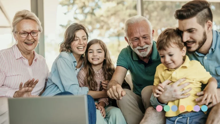 3 generacije porodice, pokazuju zajedništvo i podršku